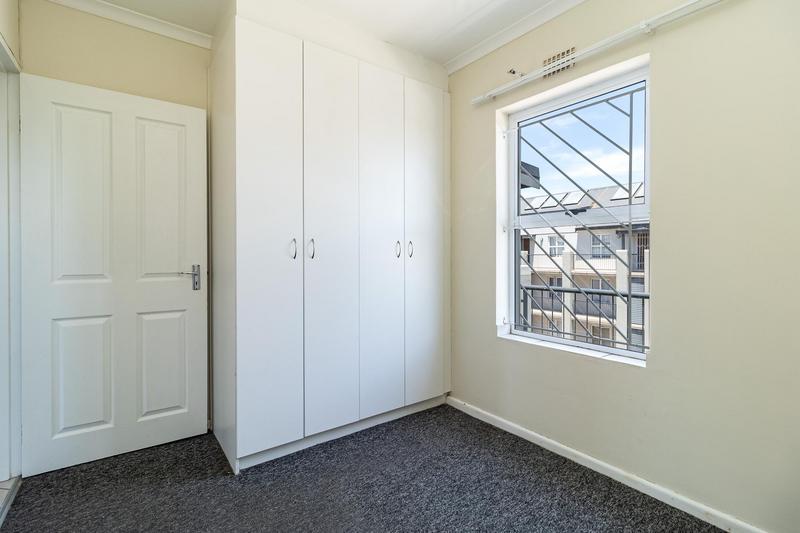 2 Bedroom Property for Sale in Buhrein Western Cape